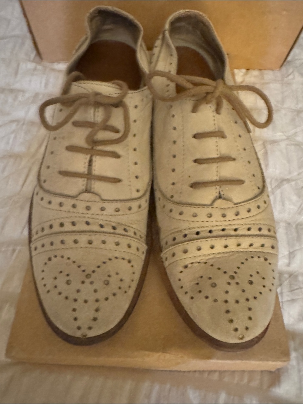 Men's Suede Wingtip Oxford Dress Shoes - Cream
